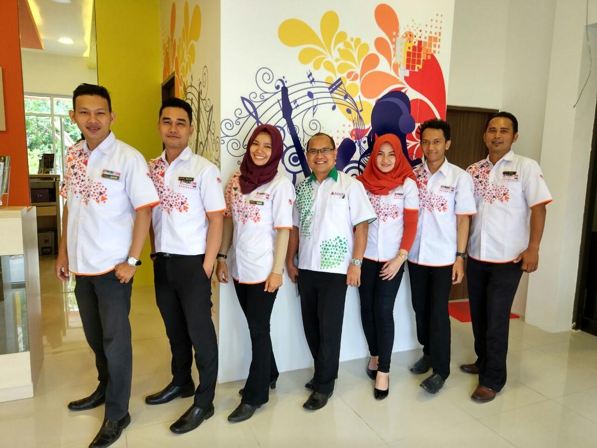 Djo Front One Inn Bengkulu Exteriör bild