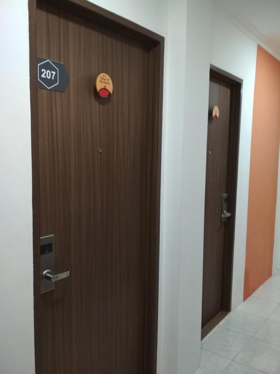 Djo Front One Inn Bengkulu Exteriör bild
